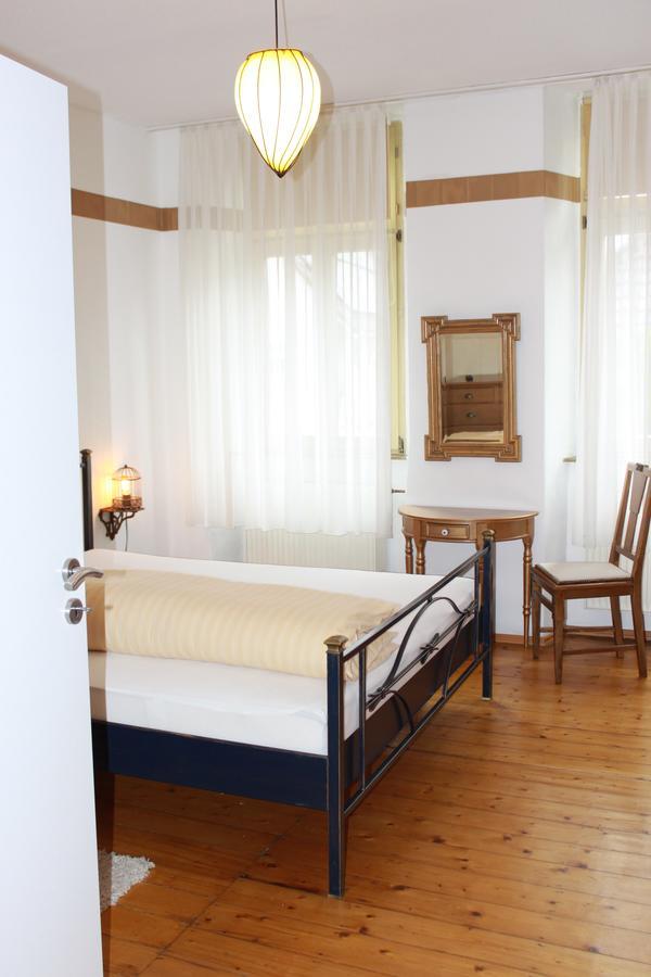 Bed and Breakfast Vivo-Vino Weisenheim am Sand Esterno foto
