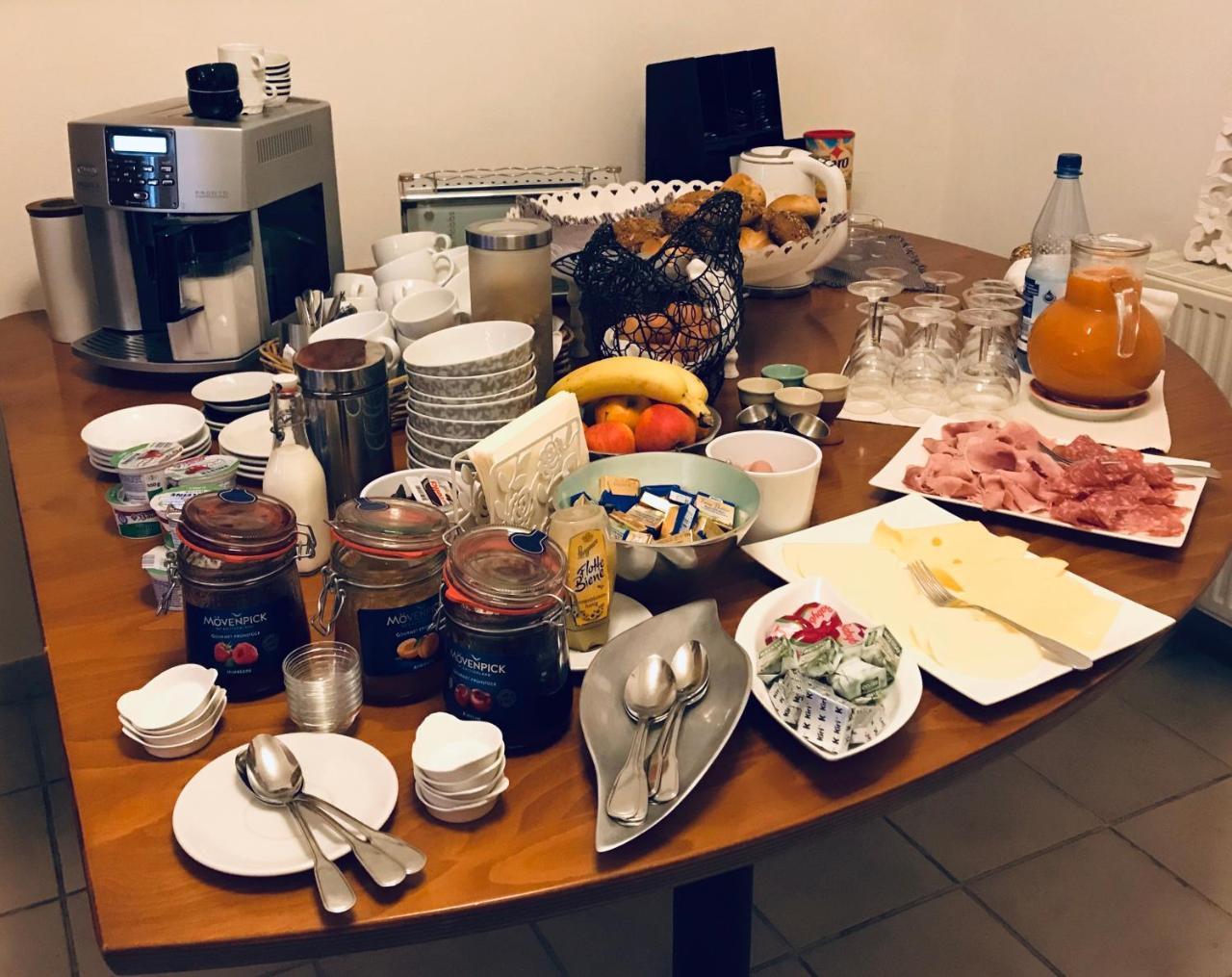 Bed and Breakfast Vivo-Vino Weisenheim am Sand Esterno foto