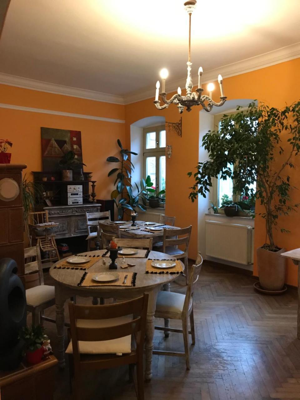 Bed and Breakfast Vivo-Vino Weisenheim am Sand Esterno foto